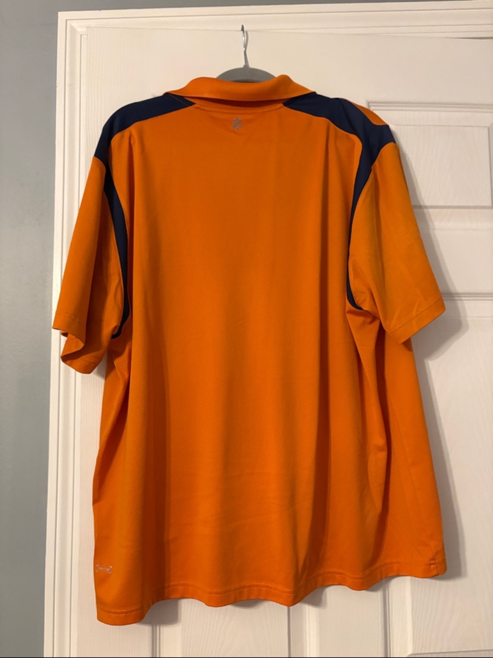 Izod Men's Orange Polo with Navy Shoulder Accents XXL - Picture 6 of 7